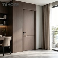 Porte intérieure en bois à design lisse, de qualité ingénierie, pour projets hôteliers, d'appartements et de bureaux