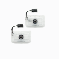 Vente en gros Benz Truck Lumière LED 24V Projecteur de logo Lumières de bienvenue Pièces neuves pour camions de fret