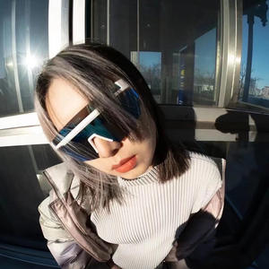 Gafas de Sol Deportivas Ldh 6727 con Marco de PC, Lentes Polarizadas UV400, Resistentes al Viento, para Ciclismo al Aire Libre, para Hombres y Mujeres - Product Image 5