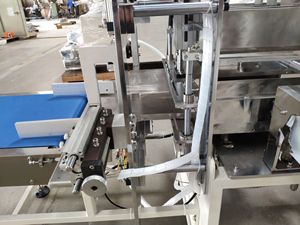 Máquina Semiautomática para Empacar y Sellar Rollos <span class=keywords><strong>de</strong></span> Papel Higiénico y Toallas <span class=keywords><strong>de</strong></span> Cocina - Product Image 3