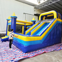 Gonflable de qualité commerciale pour les enfants et les adultes sautant le château de videur de maison avec la glissière