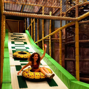 Énorme équipement de jeux intérieur pour enfants : balançoires, château gonflable, <span class=keywords><strong>maison</strong></span> de jeux, restaurants, parc de trampolines pour enfants - Product Image 3