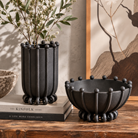 Bol à fruits en céramique en forme de coquille, sculpté, sur pied, décoratif pour la décoration moderne de la maison
