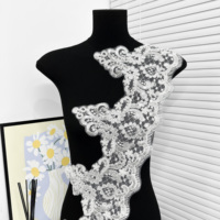 Bordure en dentelle brodée de sequins blancs de 21,5 cm de large pour robe de mariée, voile de mariée et décoration de vêtements de mode