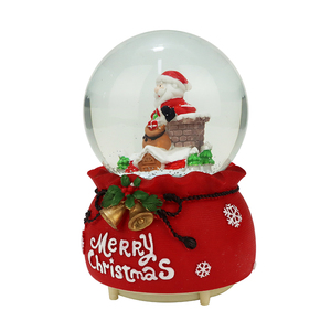 Statue <span class=keywords><strong>de</strong></span> globe d'eau d'artisanat en résine <span class=keywords><strong>de</strong></span> Père Noël mignon personnalisé pour l'affichage <span class=keywords><strong>de</strong></span> Noël et les cadeaux <span class=keywords><strong>de</strong></span> souvenirs joue sur la cheminée chanson <span class=keywords><strong>de</strong></span> Noël - Product Image 2