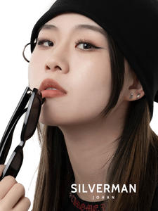 JSM925 plata esterlina pequeños peces Stud pendientes moda nicho Ins personalidad pequeña exquisita versátil Simple Sentido de gama alta - Product Image 2