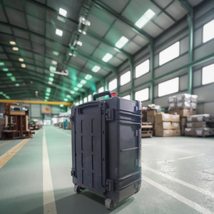 เครื่องทำความสะอาดไฟเบอร์เลเซอร์แบบพัลส์กำลังสูง 100W 200W 300W 500W สำหรับทำความสะอาดคราบน้ำมัน คราบสกปรก บนโลหะ พร้อมบริการหลังการขายที่ดี - Product Image 1