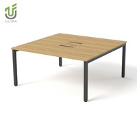 Table de réunion modulaire en placage d'érable moderne pour bureau commercial iULTRA