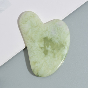 Herramienta de Masaje de Jade Verde de Calidad HZ, Gua Sha 100% Piedra Natural, Rodillo Facial - Product Image 4