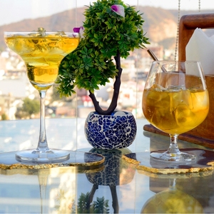 Posavasos de ágata chapado en oro con borde de ágata galvanizado, posavasos para bebidas con plataforma de oro pulido, venta al por mayor - Product Image 2