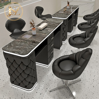 Ensemble de table et chaise de manucure de luxe avec plateau en marbre capitonné à bulles, éclairage LED et tiroirs pour salon de beauté