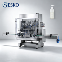 Station de dosage volumétrique ESKO avec ligne de capsulage et système de défoaming de qualité alimentaire pour le remplissage de bouteilles de sauces, de cires capillaires et de détergents