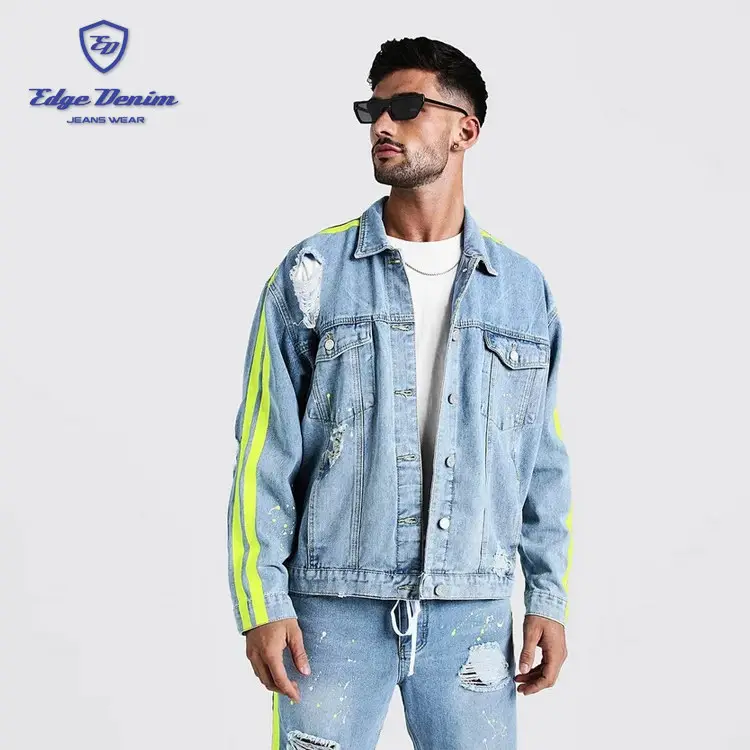 Jaket Denim Drop Shoulder Biru Muda, Jaket Denim Sepeda dengan Garis Samping Bermotif untuk Pria