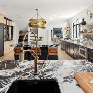 L Shaped Modular <b>Kitchen</b> Black and White Doors Modern Design Solid Wood <b>Kitchen</b> <b>Cabinet</b> with Marble Counter and Island - Product Image 3