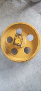 <span class=keywords><strong>Oem</strong></span> Yamma Vio55 Vio35 Graafmachine Voorgeleidegeleider Wiel Stationwagen Kettingwiel Bulldozer Spoor Looprollen Roller Graafmachine Rollen - Product Image 3