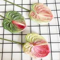 Centre de table en plastique Anthurium blanc et vert de haute qualité, fleur artificielle réaliste avec tige, idéal pour mariage ou Saint-Valentin