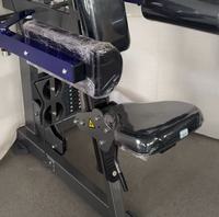 Appareil de musculation professionnel en acier réglable pour l'entraînement de force des bras, machine à curls des biceps assis à charge par poulie