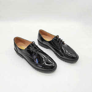 <span class=keywords><strong>Zapatos</strong></span> <span class=keywords><strong>de</strong></span> vestir formales <span class=keywords><strong>escolares</strong></span> <span class=keywords><strong>de</strong></span> <span class=keywords><strong>charol</strong></span> suave negro <span class=keywords><strong>de</strong></span> estilo británico, <span class=keywords><strong>zapatos</strong></span> Oxford con cordones <span class=keywords><strong>de</strong></span> suela duradera <span class=keywords><strong>para</strong></span> <span class=keywords><strong>mujer</strong></span> - Product Image 4