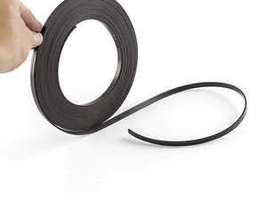 Nastro magnetico a striscia magnetica flessibile in gomma sottile nera <span class=keywords><strong>adesivo</strong></span> diverso utilizzando <span class=keywords><strong>per</strong></span> la porta del frigorifero - Product Image 6