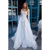 Robe de mariée classique 2-en-1 avec manches amovibles en dentelle, taille basque, décolleté cœur, traîne chapelle, longueur ras du sol, grande taille