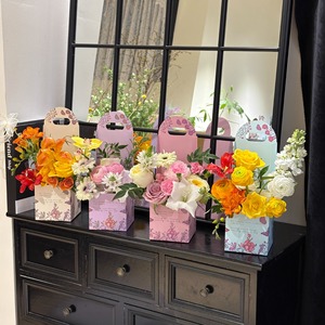 Scatola Personalizzata per Fiori <span class=keywords><strong>di</strong></span> San Valentino, Confezione Regalo alla Moda in Cartoncino Avorio C1s Riciclabile con Manico - Product Image 4