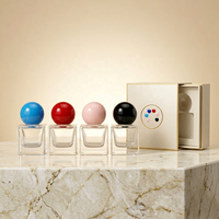 Flacon pulvérisateur de parfum vide en forme de cube carré de 20 ml, avec bouchon à bille et boîte cadeau, vente en gros