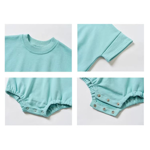 Collection tendance Combinaison bébé en coton biologique doux à manches courtes, ample, une pièce, utilisable toute l'année - Product Image 4