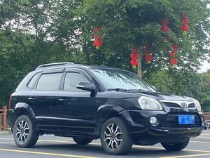 Hyundai Tucson 2013 SUV Version Confort 2.0L Essence Automatique 2RM Conduite à Gauche Euro 5 <span class=keywords><strong>Voiture</strong></span> d'<span class=keywords><strong>Occasion</strong></span> Entrée Sans Clé Audio Bluetooth - Product Image 3