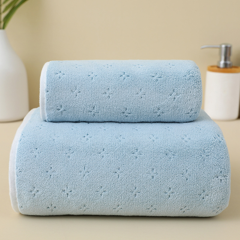 แอซัวร์