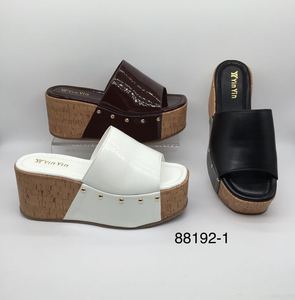 Sandales compensées en liège pour femme – Idéales pour l'été et la plage - Product Image 1