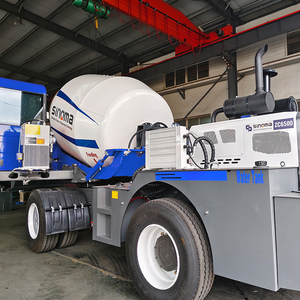 Camion malaxeur à béton Isuzu 9M3 d'occasion avec moteur et groupe motopropulseur, couple élevé, quatre roues motrices, prix négociable - Product Image 1