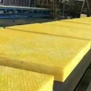 NQFIBER Couverture isolante en <span class=keywords><strong>laine</strong></span> <span class=keywords><strong>de</strong></span> <span class=keywords><strong>verre</strong></span> avec revêtement en feuille d'aluminium perforée 50mm <span class=keywords><strong>100mm</strong></span> 150mm d'épaisseur - Product Image 5