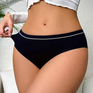 Culottes string en nylon tricoté pour femme, couleur unie, antibactériennes, taille mi-haute, avec logo à la taille, décontractées, pour le quotidien, lavables en machine - Product Image 3