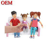 Ensemble de figurines personnalisées Sweet Family Doll House People Action Figure Set Accessoires Play Inclut Parents Frères et sœurs et animaux de compagnie Action Figure Toy