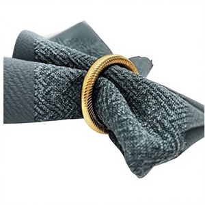 Anneaux de serviette en métal en forme de renne pour les fêtes, décoration de table de Noël, supports de serviettes pour mariage, restaurant, hôtel, fête, décoration de table - Product Image 2