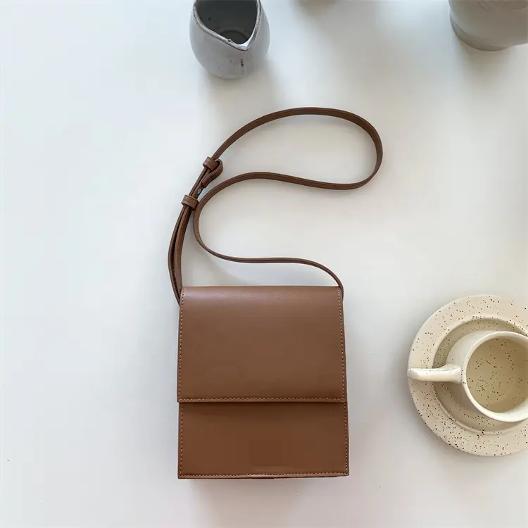 2022 Fashion is simple Pure color shoulder bags ladies hard PU leather messenger bag rectangle phone bag small crossbody