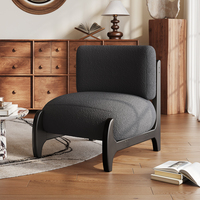 Ensemble de canapé simple et table basse de style vintage moderne, fauteuil en peau de mouton pour salon de beauté, réception ou salle de sport, couleur crème design