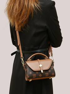 Borsa a Tracolla Retrò Europea e Americana 2024, Nuova Borsa Trendy di Alta Gamma per <span class=keywords><strong>Donna</strong></span>, Autunno Inverno, Stampa PU, Capacità 1-1.9L, Chiusura Magnetica - Product Image 1