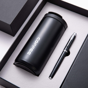 Ensemble de luxe promotionnel pour entreprises : Carnet, stylo, tasse à café et <span class=keywords><strong>mug</strong></span> de voyage personnalisables avec logo – Idéal pour les cadeaux d'entreprise - Product Image 3