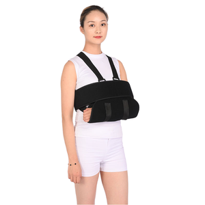 Ayarlanabilir Yastıklı Dirsek Çıkığı Burkulması Desteği Kol Destek Kayışları Omuz Kol Askısı Rotator Manşet Yırtığı İçin Hareketsizleştirici - Product Image 1