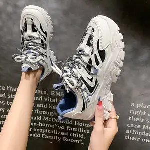 Scarpe bianche sportive per il tempo libero dello studente di nuova moda delle donne della piattaforma estiva coreana
