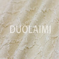 Nouveau tissu brodé tridimensionnel à motif diamant, tissu tricoté texturé, vêtements pour femmes, textiles de maison, 100% polyester
