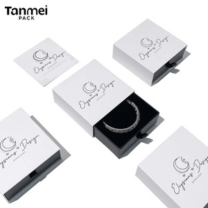 Caja de Embalaje de Joyería de Cartón Personalizada al por Mayor, Impresión de Logotipo Personalizado para Conjuntos de Anillos/Pulseras/Collares - Product Image 1