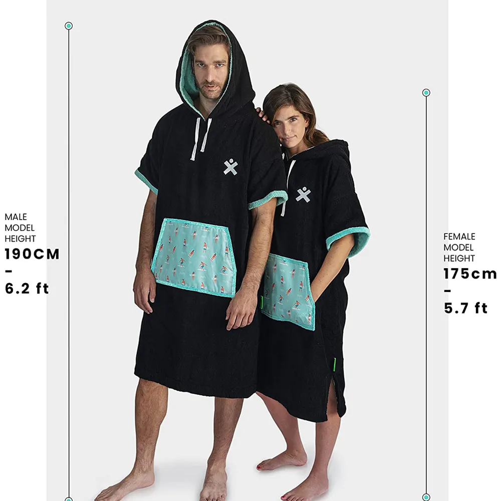 Vente en gros personnalisée Poncho de surf à séchage rapide avec capuche Robe à langer Serviette de plage en coton imprimé Choisissez notre conception prête ou personnalisée