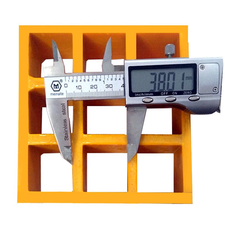 滑り止めサンドグリットグラスファイバー強化FRPグレーティング38x3 8x 25mm /38x3 8x 30mm FRPグレーティングフロアグレー/イエロークロー