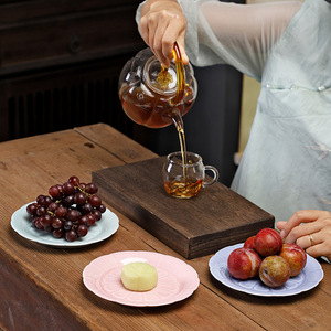 Assiette à dessert en céramique en forme de fleur, 6,5 pouces, plat à thé et à collation en porcelaine, style chinois, plateau à fruits pour la maison, utilisation pour les fêtes - Product Image 2