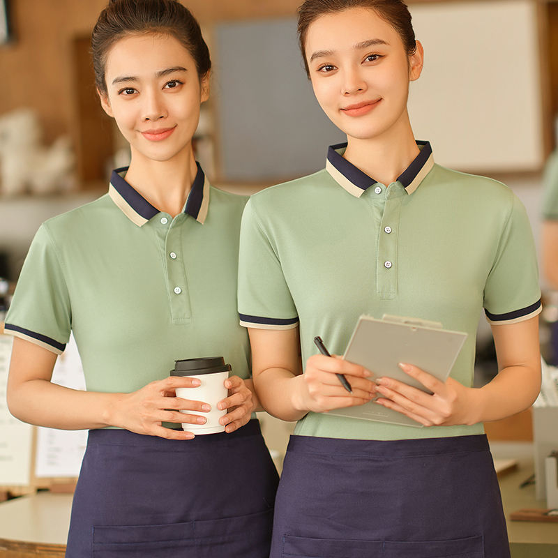 สีเขียวถั่ว