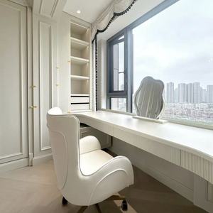 Cabina Armadio Classica Bianca di Alta Gamma Balom con Cassetti a Pannello Incassato e Specchio LED per Appartamenti e Mansarde - Product Image 6