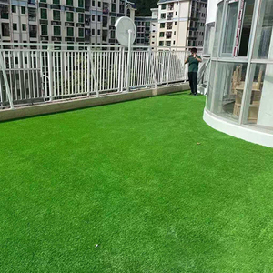 Gazon synthétique <span class=keywords><strong>de</strong></span> haute qualité personnalisé vert pour putting green, tapis <span class=keywords><strong>de</strong></span> gazon, paysage synthétique, plastique, gazon artificiel, mariage, <span class=keywords><strong>jardin</strong></span> extérieur - Product Image 1