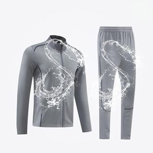 طقم زي كرة قدم عتيق مخصص 100% بوليستر قابل للتنفس برقبة دائرية وأكمام قصيرة للتدريب - Product Image 1